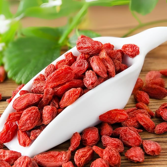 Anna and Sarah Organic Dried Goji Berries 1 Lb in Resealable Bag
