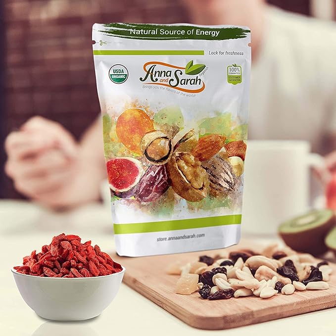 Anna and Sarah 8 Oz. USDA Organic Dried Goji Berries - Fruit Superfood - Naturally Rich in Antioxidants to Support Healthy Skin - Handpicked- Raw- Natural- Vegan- Non-GMO- Gluten Free in Resealable Bag